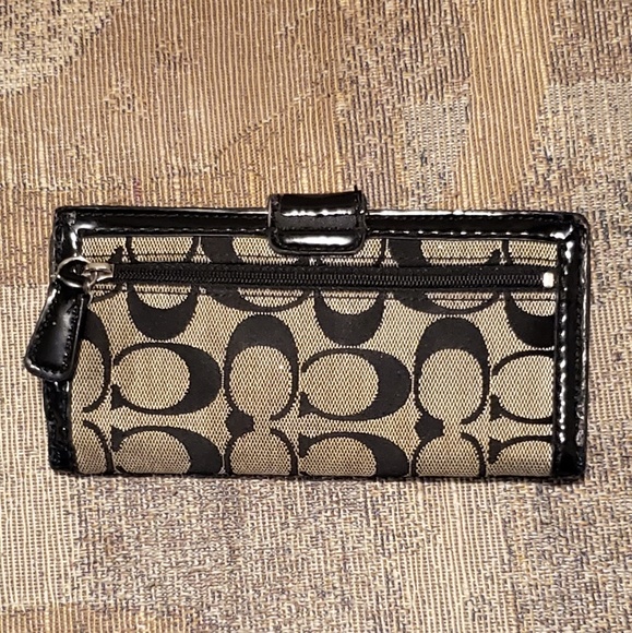 Coach Wallet - Picture 2 of 7